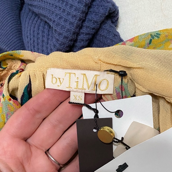 Floral TiMo wrap dress size XS - Picture 10 of 11